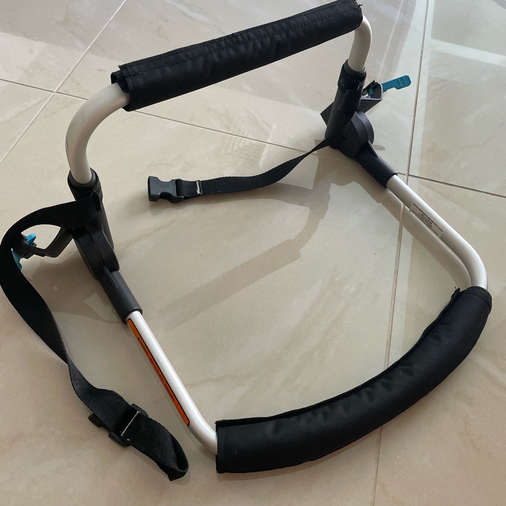 Thule jogging stroller Chico Fit car seat adapter